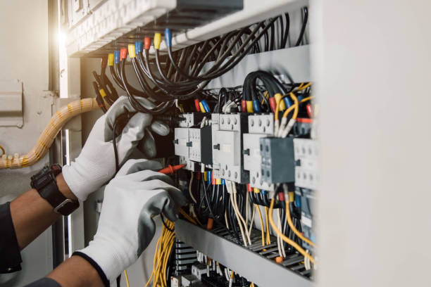 Best Electrical Contractors for Businesses  in Cambridge, WI